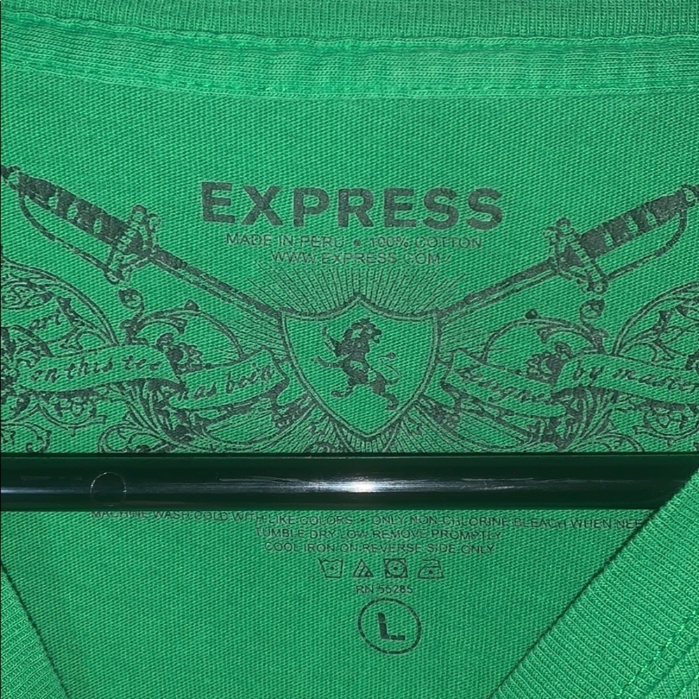 Express T-Shirt - Picture 3 of 3